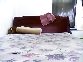 Homemade sex scandal video of Delhi guy with his girlfriend in Old Delhi hotel getting blowjob and fucked her hard!.