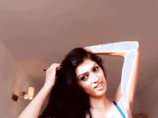I always like to dance and shake my booty!I like to dress very erotic and to seduce you to discover all of me. video2porn2