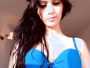I always like to dance and shake my booty!I like to dress very erotic and to seduce you to discover all of me. video2porn2