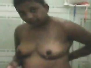 South Indian Bathing Beauty - Movies.