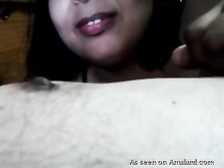 Indian amateur GF sucks cock. video2porn2
