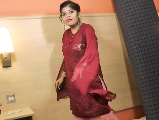 She is not muslim but she have gr figure