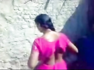 Sexy Tamil Gorgeous Shows Her Big Boobs