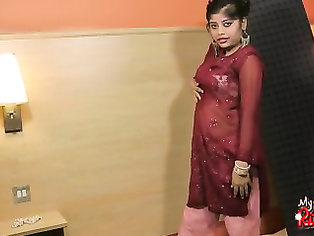 Desi bitch Rupali poses topless laying naked in bed