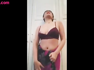 indian Modrn aunt nippls out, more http://linkshrink.net/7qUPdj