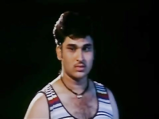 Cute mallu shakeela seducing teen boy