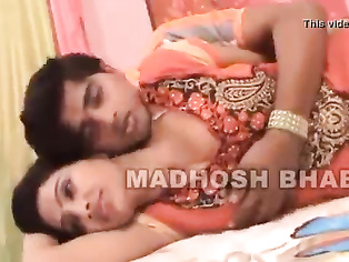 Mallu boy and girl enjoying sex and kissing