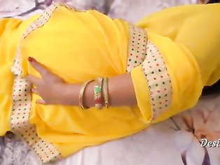 Indian Richa Bhabhi Play With Vagina and Huge Boobs