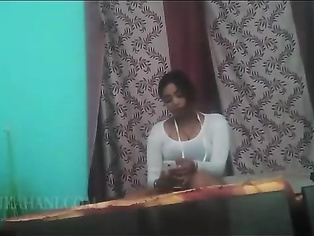 Hindi sexy mallu aunty boobs press