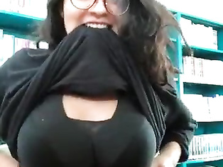 Tamil huge boobs