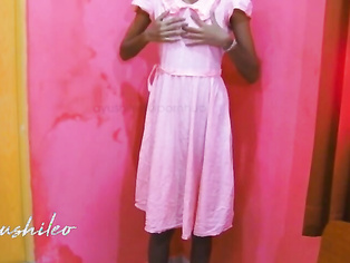 Sri lankan horny innocent with her step brother මල්ලි එක්ක කරල ගෙදරට මාට්ටු වෙන්න