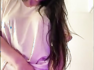 Horny Arabic Onlyfans College Beauty Masturbating and Cunt Fingering Leaked
