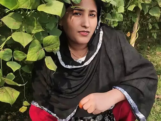 Real lVillage Bhabhi Outdoor sex