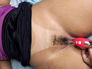 Cumming in my stepsister's vagina with the huge butt