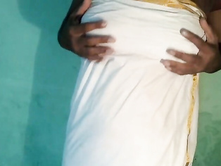 Kerala aunty cute showing