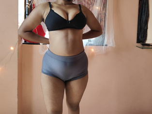 Cute Tamil girl dress less watch her in full nude and her boobs