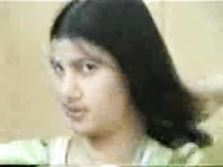 British Indian housewife from Bradford in sari stripping naked sucking her hubby cock