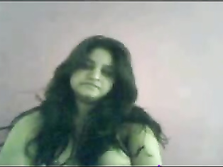 Gujrati girl nadia captured naked on live webcam show by her boyfriend.