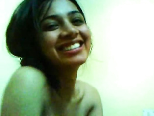 Nidhi Hot Indian Girl - Movies.